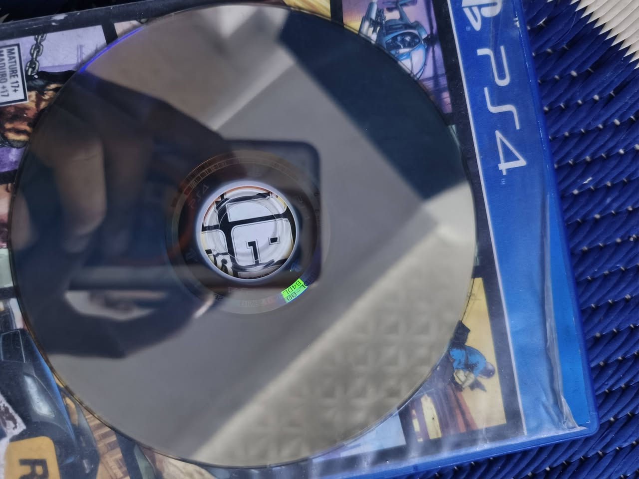 سلام عليكم قرس GTAللبيع مستخدم سعر 20 مكاني بغداد مدينه الصدر واتساب ***********
