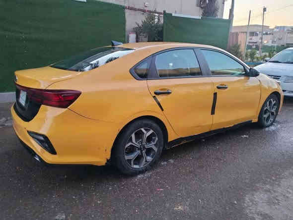 #كيا فورتي
مديل 2020
مكينة دوووش 2000
گير أيتي المرغوووووب عالظمان 
تبريد ثلج ثلج ثلج.  بستم 
رقم بغداد مشروع وطني بسمي بسمي 
تبديل قطعه واحده  البنيد فقط 
مواصفات حلوة 
مصفرة من كلشي 
بيه فقط الدعامية الاماميه مو حلوة 
ممتفرغ اسويهه 

معروضه  126 ورقه 
السعر جيد جدا. للجناي اوللبياع  
العنوان بغداد رحمانية الشعله 

***********
