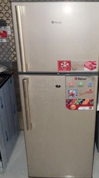 ثلاجة البلسان • ١٤ قدم • استعمال قليل