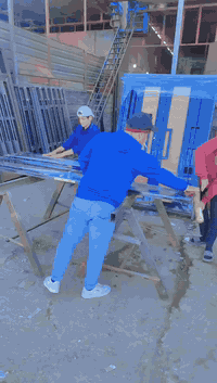 سلام عليكم بغداد مدينه الصدر قطاع ٤٩ نهايه شارع الداخل قرب كراج الوسط هذا عملي ان شاء الله ينال إعجابكم بيبان الرخام بديل الخشب أبواب جنل 4ملم والداخل ملم ونص (***********)
