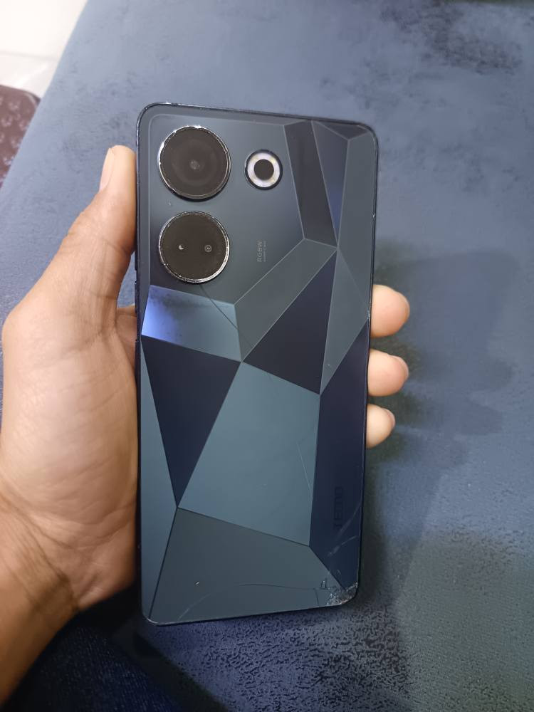 وينه اليحب الجني تكنو كامون20برو الذاكره256 العشئويه 8+8 بطاريه5000 شاحن فائق السرعه 33واط صوت سماعتين استريو شاشه سوبر اموليد مع بصمه مدمجه بلشاشه سريعه جداا الجهاز مكفول من عطل فقط فطور بلشاشه وضهر السعر مناسب جدا110 الاستفسار خاص او الاتصال***********بي وات ساب آفاق, القادسية
