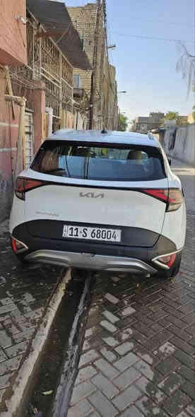 السلام عليكم سبورتج خليجي ٢٢ للبيع نص مواصفات 
ماشية ٥٣ بيهة بارد باب خلف سائق وجاملغ بارد فقط بدون صبغ 
سيارة جاهزة من كلشي 

*********** مكاني م.صدر السعر ٢١٣ بيهة مجال قليل
