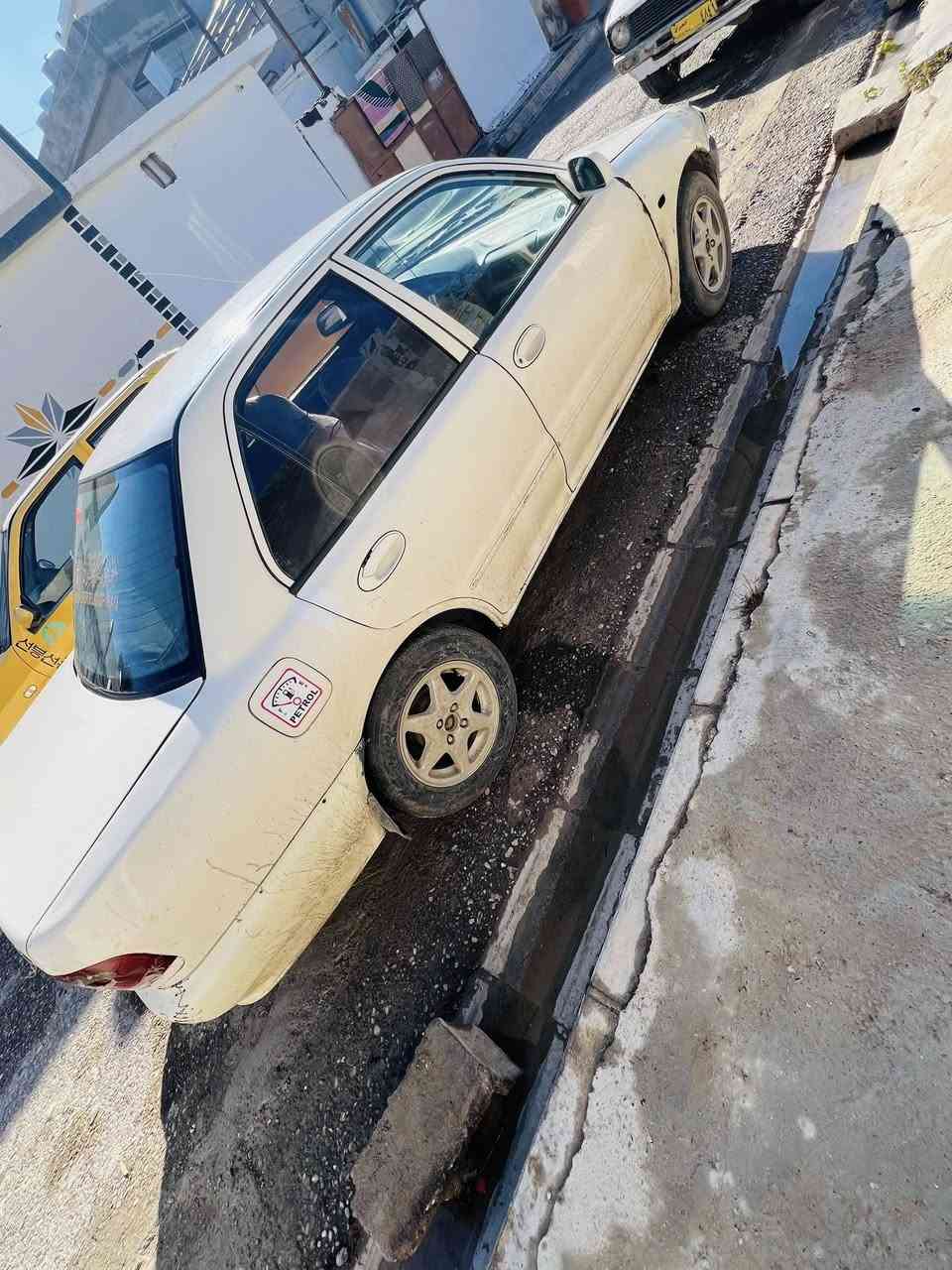 السلام عليكم سياره براتون للبيع سياره نضافه فول موديل 2004حره. كيرمحرك شرط تدفه تبريد شرط مكان السياره كركوك الحويجه السعر21 وبيه مجال) ‭0782 524 9363‬
