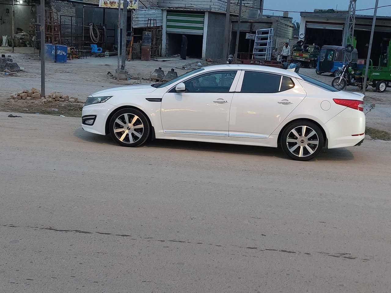 اوبتما 2014 خليجي
فول  عدا البانوراما 
اربيل دولي  تحويل او وكاله
السياره كفاله عامه عدا قطعه رش
مكينه وكير وحداديه وتخم تاير شرط
مكينه 2400
للبيع والمراوس حسب القناعه 
مكان السياره بابل
***********
***********
