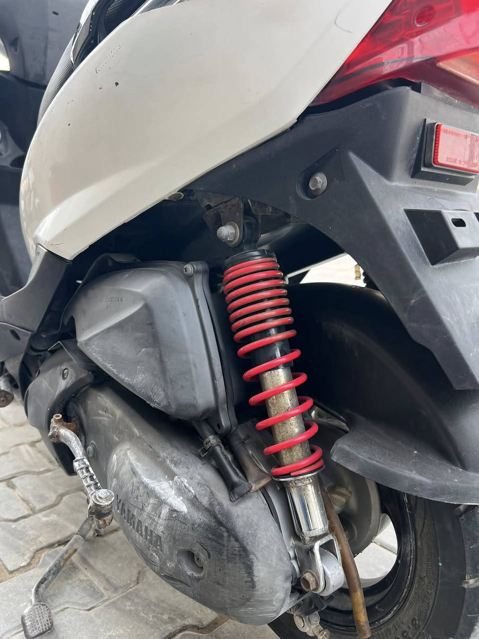 ماكس ثعلب دراجه كلش نضيفه محرك ممفتوح كهربائيات كلها شغاله نقص بريك خلفي ب750 مكاني ساحه عدن


**إذا كنت صاحب هذا الإعلان وتريد حذفه لأي سبب، رجاءا أرسل رسالة إلى الدعم الفني**