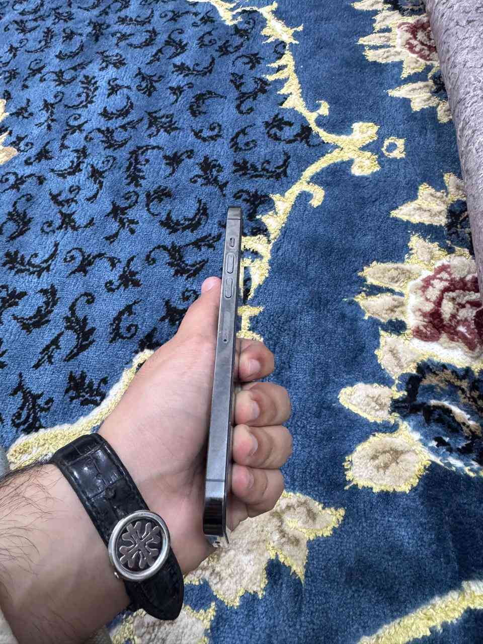 13برو ماكس
للبيع ذاكره 256
بطاريه 85
نظافه 100بل ميه شخط ماكو 
لون اسود 
نموذج mممفتوح ولا مبدل بيه شي  وتر 
***********
سعره 690الف وبس مجال
