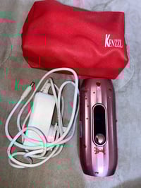 عندي جهاز ليزر من شركة كينزل الثلجي اخر اصدار وياه نظارات وكرت ضمان ع ...