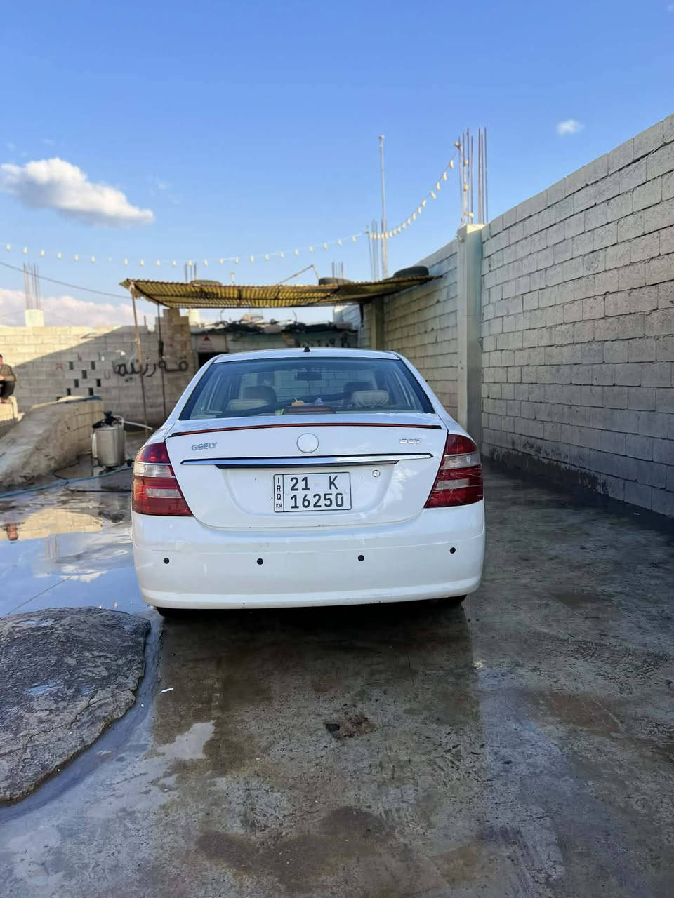 جیلی 2014 🗳🏷
بویاخ نیە یک توز ساردی هەیە ئیتر هەموشتیک بەشەرت
کمێک وردە شوختی هەیە
سەنەوی هەزەی نۆیێە تەعولی غەرامە بەشەرت

سعر کۆمێنت بکە🗳

شوین سەید سادق 

***********
