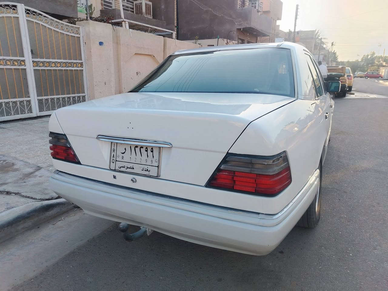 سلام عليكم
مارسيدس دب بيبي شبح.. موديل 95 بلادي مكينة خراطيم.. كير D4.. فول مواصفات.. سلايت روف طكتين.. كشنات جلد.. كشنات كهرباء.. تدفئة بالكشنات.. بردة خلفية.. ستيرن كهرباء.. ستيرن صاج بلادي.. صدر خلفي جديد..  السياره قبل كم يوم طلعته من الصبغ مصبوغه عام جماليه فرن درجة أولى.. كروز سرعة.. أريل كهرباء.. تجاوي روس كهرباء.. فول الفول..
كشنات الأماميه شويه تعبانه بيهن شك السعر 85 وبيها مجال.. بيع أو مراوس.. مكان بغداد للأستفسار ***********
