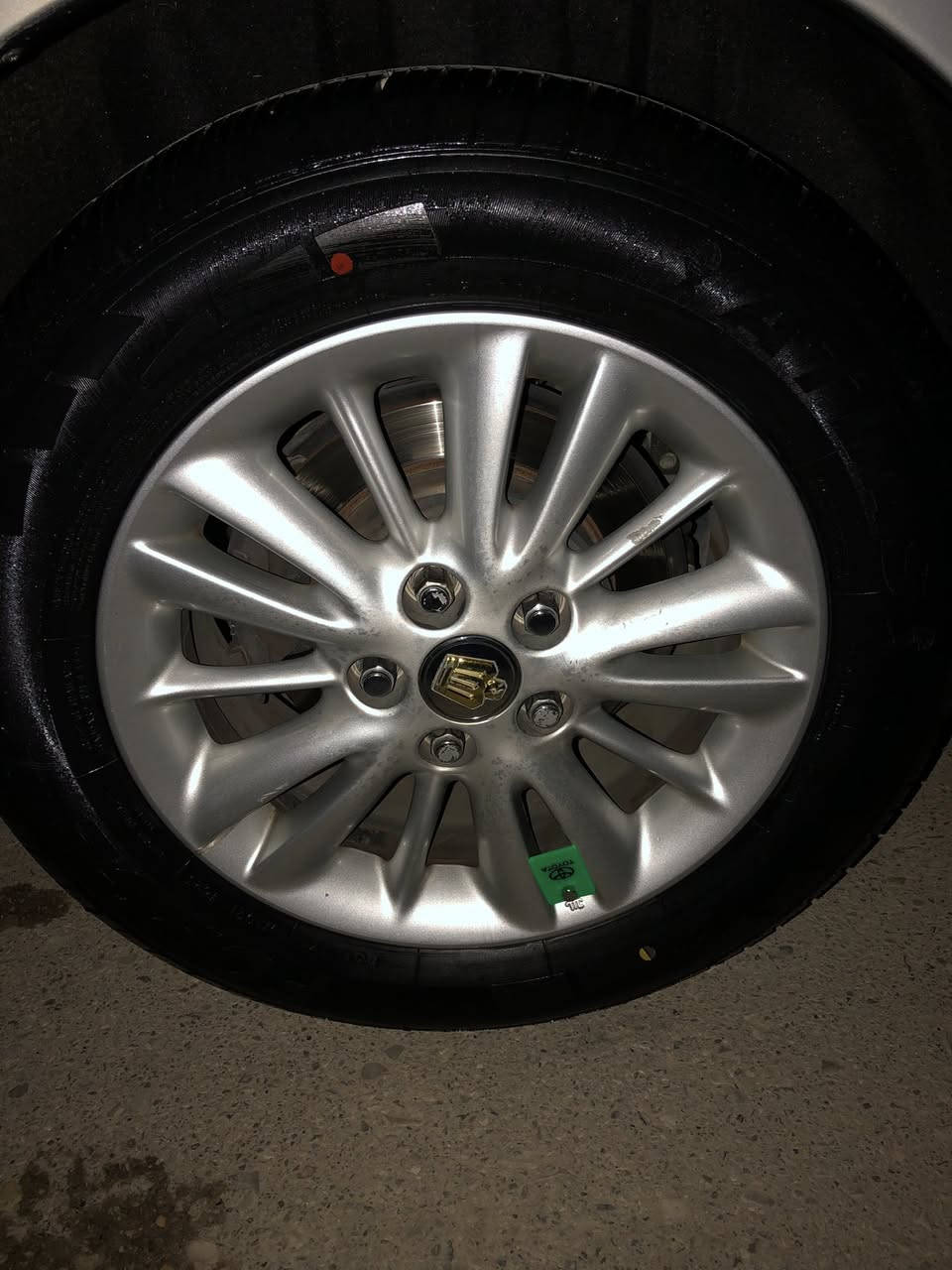 سڵاوی خوا لە هەموو لایەک چوار ویلی ڕۆیاڵ بۆ گۆڕینەوە بە دینگە بەس دینگەم ئەوێت نەوتی یان ستیل چیت هەیە لە کۆمێنت داینێ ٢ ڕۆژە ٤تایەی تایلەندیم بەستوە  ٢ وەرەقەی پێدراوە تایەکان لە سلێمانیم 
Addmin❤️.
0773 223 3703
0751 510 3703 Wats up.
