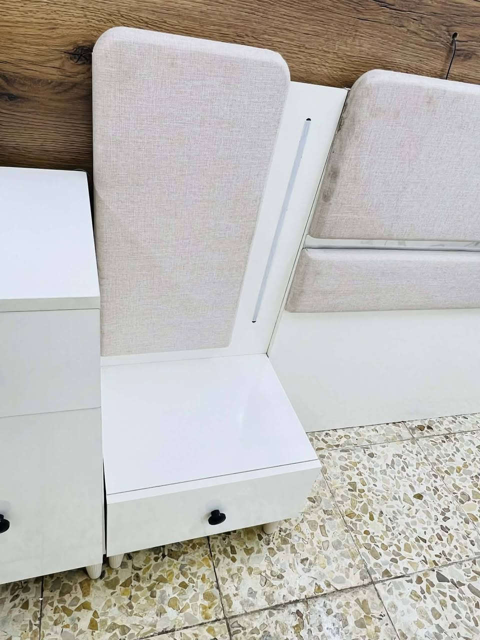 للبيع 8 قطع مع كنتور اضافي


**إذا كنت صاحب هذا الإعلان وتريد حذفه لأي سبب، رجاءا أرسل رسالة إلى الدعم الفني**