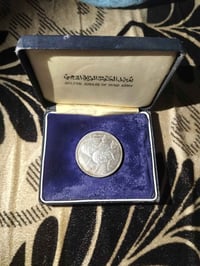 فضة ٩٠٠ • ٣٠٫٥ غرام • مزاد