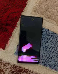سامسونج نوت 10 بلص نضيف كلشي شغال بس يحتاجها شاشه الخاص مفتوح أو اتصل0...