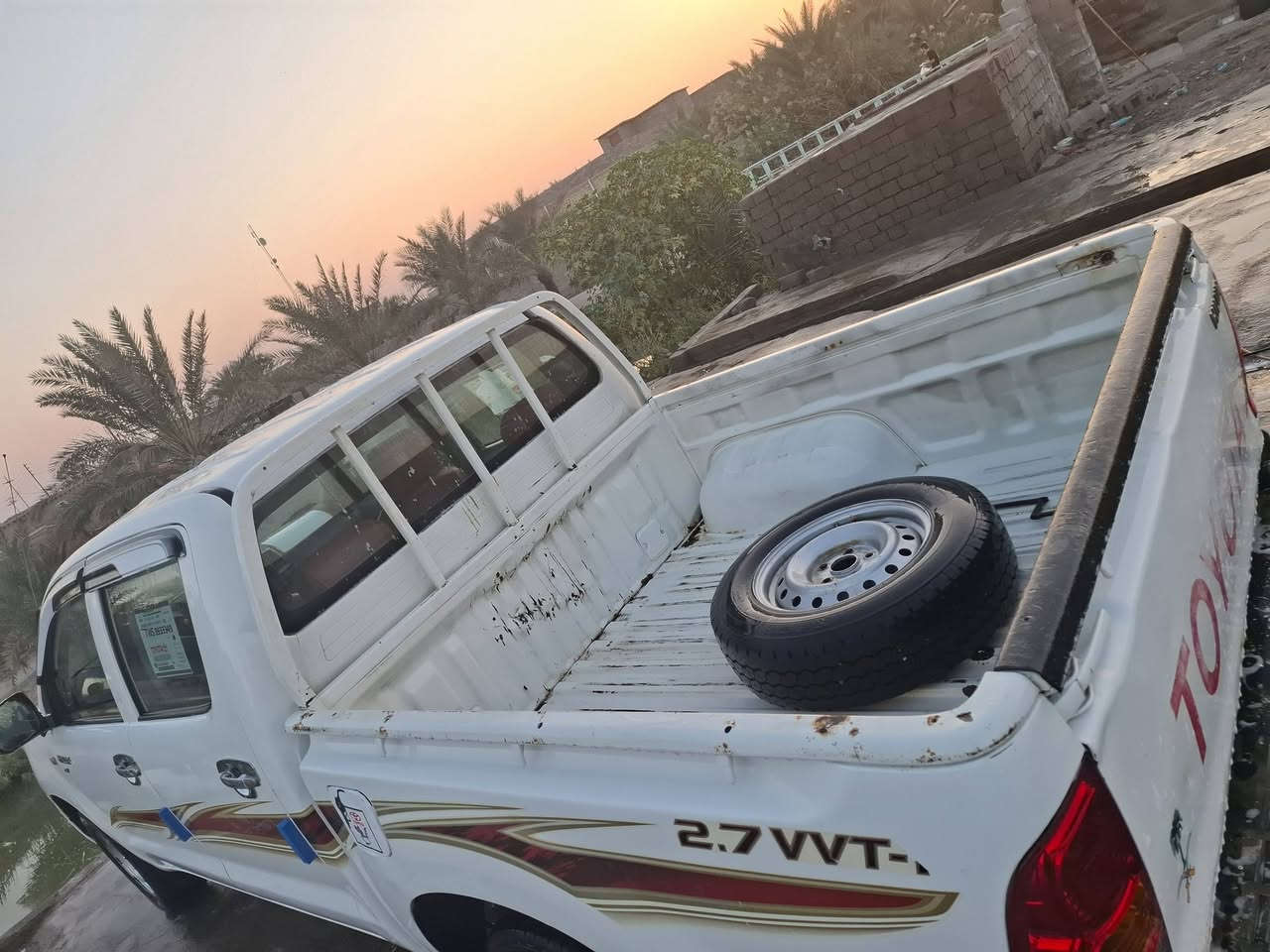 السلام عليكم فلاونزه ٢٠٠٦ بيهه تجيه بسيطه عل يمنه رقم بصره لجديد لسياره مكينه كير شاصي مكفولات تخم تاير لسبير جديد لسياره جاهزه مكان بصره قضاء المدينة ***********
