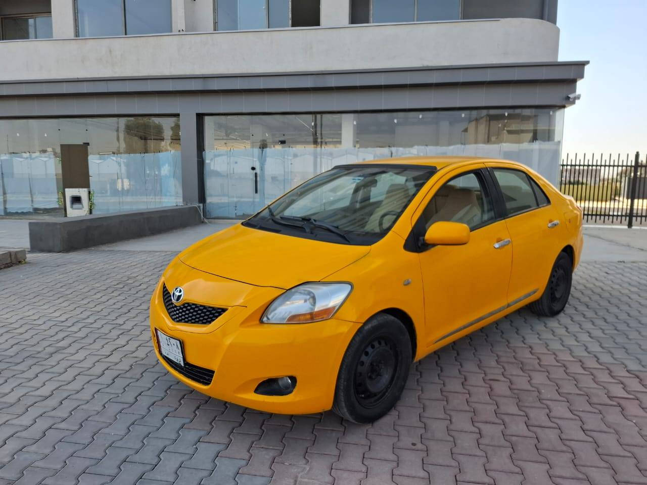 يارس موديل 2008 وارد خليجي رقم كركوك
مشروع وطني سنه ويه جديد لحد 28 
شرت تحويل أو وكاله بدون غرامه نيقابه صفر
دفتر بنزين موجود كير اوتو ماتيك 
محرك كير صدر تبريد تايرات كله بشرت 
بدون ضرر بس باب واحد تبديل وبيهه 
معجون مال تصفيه مال سبخ 
صعر 75 بي مجال عشرايي رقم موبايل 
***********
***********
