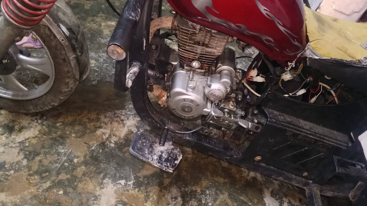 سلام عليكم خوان ستوت موديل 20محرك 22ستوت كله شغاله وايرمنيه شغاله ***********
