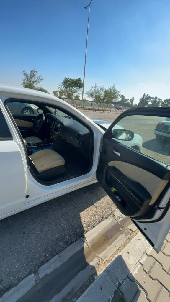 دوج جارجر sxt _v6 موديل ٢٠١٥

فقط جاملغ و باب خلف سايق بخ امريكا +شبر معجون و صبغ ب جاملغ السكن الأمامي و رصعه فوك راس سايق سنويه باقي سنه و هزه منتهيه سياره بدون مصرف كبل تحويل و هزه ثاني يوم تحوله بسمك كشن جلد تبريد مركزي شاشه جبير بصمه تشغيل عن بعد حساسات خلفي كاميرا خلفي ستيرن سبورت شفتات كير 

ملاحضه :دعاميات و بونيت ومبدل ل RT +تخم ويل جديد + تايرات جديد ٢٠٢٥ صار اسبوع شاده ***********

دوج جارجر SXT_V6 _موديل ٢٠١٥ 

بي مصرف زور باك و ته نها دوو بارجه بخ امريكا جاملغ و ده ركاي بيشت سايق +جاملغ بيشه وه ٢٠ سانتيم صبوغ و معجون سقف توزيك سارد ربان سه ر سايق ستيرن سبورت و شفتي gير شاشه كه وره حساس و كاميرا بشته وه

شرت تحويل و غرامه ريك تحويل اكه يت

تيبيني :بونيد و ده عامي بيش و دوا كراوه به Rtبو جواني الحويقة, كركوك
