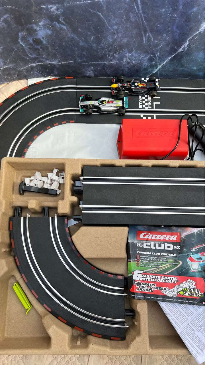 مضمار سباق سيارات بالة بالكارتون سعره ٢٥ الف فقط للحجز مراسلة الخاص يوجد توصيل بغداد, العراق


**إذا كنت صاحب هذا الإعلان وتريد حذفه لأي سبب، رجاءا أرسل رسالة إلى الدعم الفني**