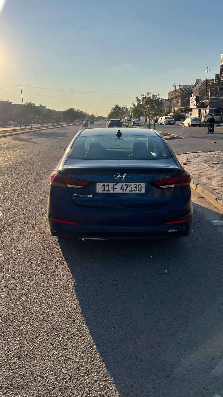 النترا ٢٠١٨ وارد امريكي
سيارة جاهزة مابيها اي نقص
بيها طخة بسيطة جدا جاملغ امامي عكس السايق وتعدل بارد بالجديد +بنيد والمحرك مجفت سابقا السيارة ماشية ٩٥ ميل
مكاني حي الجهاد السعر ١٢٨ ورقة
***********
