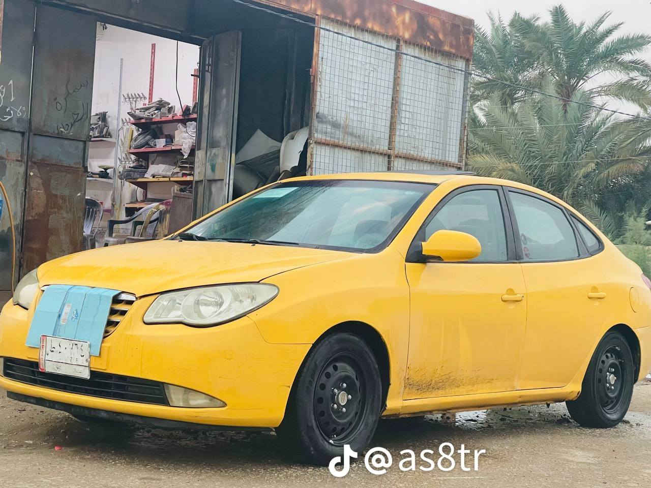 2007 السياره جاهزه مكينه وكير جدد حداديه خير من الله تخم تاير مصفره هيئه وغرامات ضرره جاملغ وبنيد ماعابرات رقم بغداد راعيهة يريد مداور وعندي عقد مروري ويا مكان السياره ديوانيه الشراي يتصل *********** السعر (82)$ وبيهة شويه مجال السياره فول مواصفات فتحه تحكم جلد
