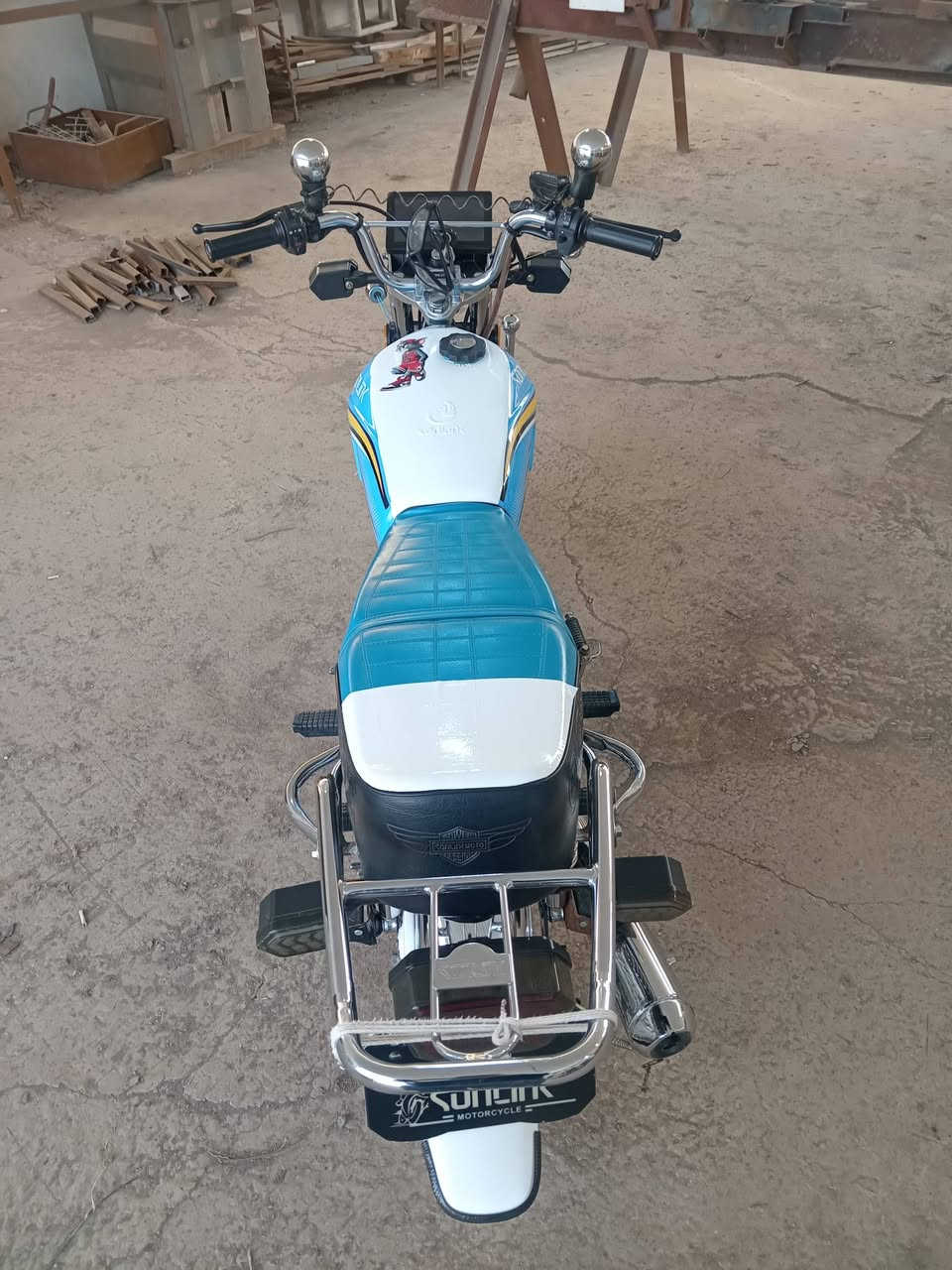 سلام عليكم دراجه لبيع مديل ٢٠٢٥ مكفولة كفاله عامه من كلشي خمسه كير أوراق *********** مكاني بابل الطليعه
