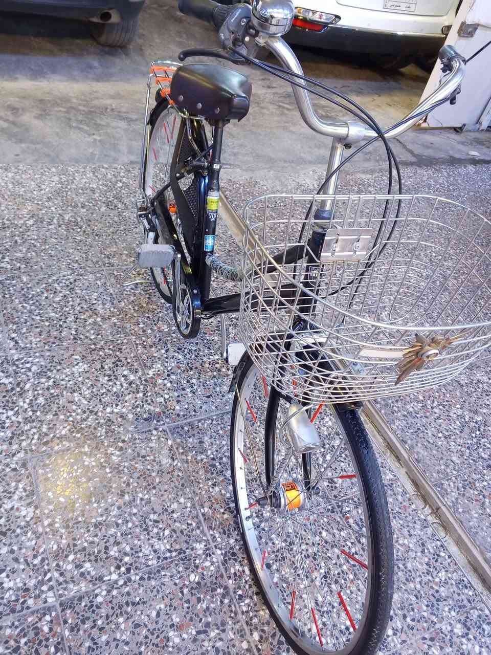 السلام عليكم بايسكل للبيع سعر 145 بي مجال ***********
