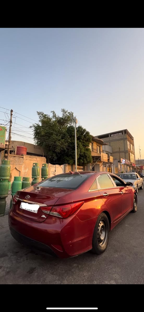 لادكلي شنو بيها ومابيها ذاكر كلشي بل منشور
سلام عليكم سوناته وارد أمريكي فول مواصفات بصمه فتحه وباقي المواصفات المعروفه ضربتها خلفيه مرشوشه جلاتين بأمريكا مديل 2014محرك gdi كفاله من التبخير والتنقيص رقم أنكليزي  بأسمي تحويل مبأشر تبريد قطتعين نقص حداديه اماميه تعبانه مكاني بصره سعر 92 وبيه مجال رقمي ***********
