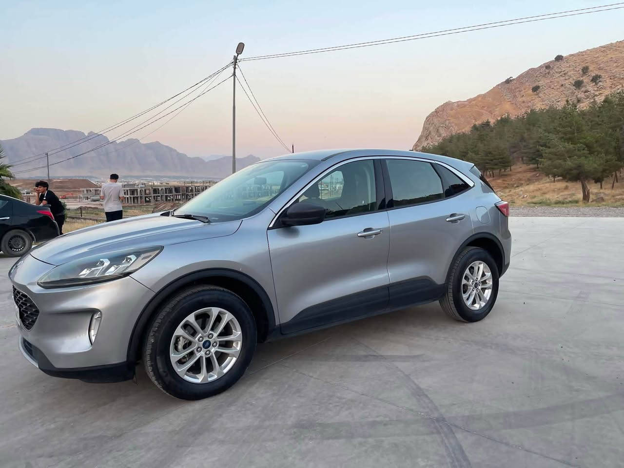 🚘 Ford Escape SE AWD 2022 🤍🔥

ئەگەر بەدوای سەیارەیەکی پاک، ئابووری و متمانەپێکراو دەگەڕێیت، ئەم Ford Escape 2022 ـە هەڵبژاردەیەکی زۆر باشە.

✅ مۆدێل: 2022
✅ SE
✅ AWD (چەرخی چوارە)
✅ مۆتۆری 1.5L EcoBoost
✅ گیربۆک ئۆتۆماتیک
✅ Run & Drive
✅ ماوی ڕۆیشتن:37 مایل
✅ ڕەنگ: زیویی (Silver)

📍 سەیارەکە پاکە و ئامادەیە بۆ بەکارهێنان.

💰……..

📞 WhatsApp: ***********
📞 Korek: ***********

📩 بۆ زانیاری زیاتر، نرخ یان داهاتووی بینین، پەیوەندیم پێوە بکە رانية, السليمانية
