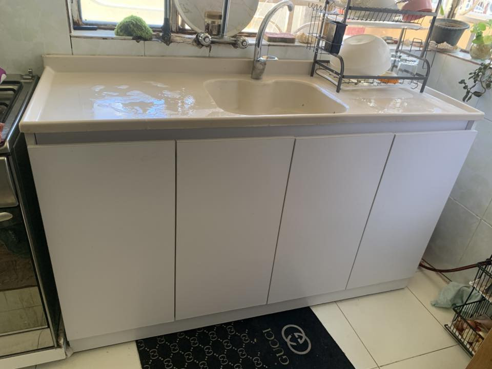 كاونتر ٣ امتار مع سنك متر ونص نظافته ١٠٠٪؜  للبيع
العنوان /  سرجنار شارع ابو سناء مجاور فندق برج الحياة بالضبط للاستفسار الاتصال 
***********
 واتساب ***********
