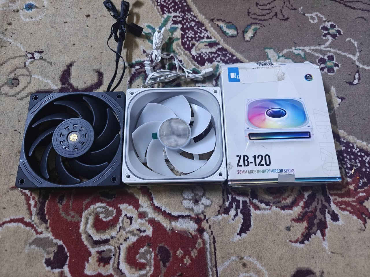 مراوح حاسبة كيس او مبرد احترافية جدد لوووك 36 الف مع التوصيل قفل ***********
