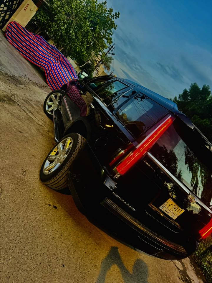 سلام عليكم كاديلاك اسكاليد ٢٠١٨ بأسمي مواصفاتluxury تقرير غرق سياره شغالة بدون نقص برغي ماشية ٧٨ كيلو متر مو ميل السيارة بدون قطرة صبغ عدى بيها بارد بلجاملغ الخلفي عكس السائق السعر ٣٧٠ ورقة وبيها مجال مكاني بغداد حي تونس افاق عربية رقمي ***********
