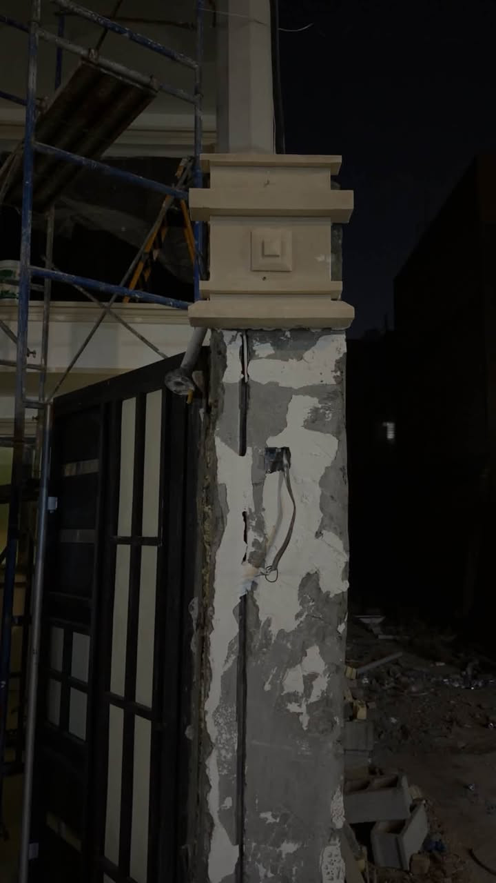 سلام عليكم
عندي دنكات ثنين وحده لازم عرض 40سانتي مسطرة بدون غلاط
و دنكة وحدة بس تعديل 
مكاني شهداء السيدية
أنطيني سعر مواد عليا 
لازم عندك خبرة
 آي غلاط بل شغل مرفوض
