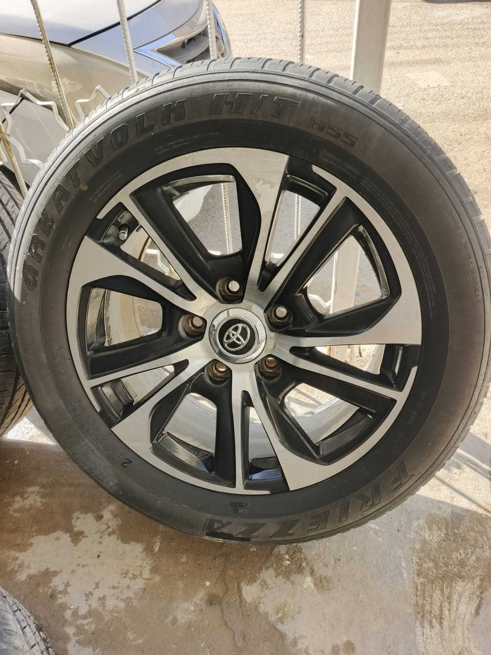 سلام عليكم ويل البيع حجم 20+طخم تيار جديد 
مكان ناصريه شارع 30
***********
