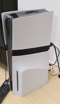 بلي ٥ برو • جوستك ٢ • ٤ اقراص