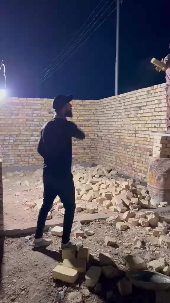 السلام عليكم ورحمة الله وبركاته
العدة تصعيد مواد تنضيف وغسل ابيوت تنضيف انقاذ تفليش حفر قلع الكاشي والسيراميك تنكير حايط تشميع تفليش دنك
تدخيل سبيس حدل صب الارضيات صب السطوح صب القبع نقل اثاث بيوت شغل درجة أولى كلشي نشتغل وبأي وقت نشتغل وبلخدمة الاتصال على هذا الرقم ***********
