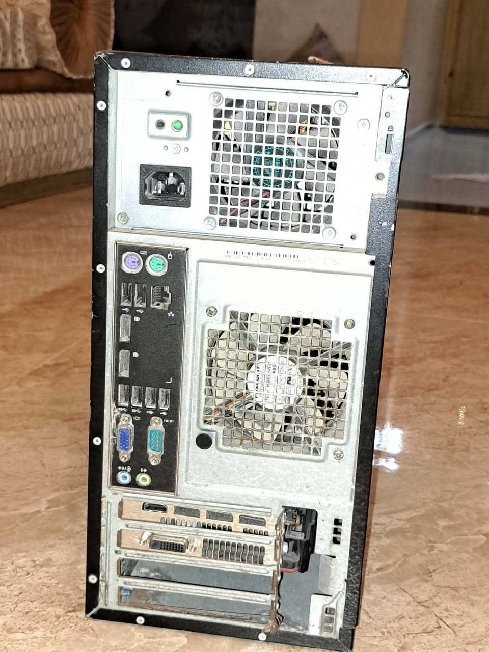 السعر/1600معاش با 1700✅

اتشغل جي تي اي حياه واقعيه أموره طيبه ✅
للبيع PC شغال أموره 10/10 🔥
المواصفات:✅
معالج: Intel Core i5 الجيل 4✅
كرت شاشة:rtx580✅
رام: 8GB DDR4✅
SSD: 240GB✅
✅ مناسب للألعاب والشغل اليومي
✅ الأداء ممتاز والجهاز شغال بدون مشاكل

السعر /1600معاش با 1700 وكن تبيه كمل بي الموس والكبورد وسماعه وجي تي اي حياه واقعيه نزل فيه هي اسلن معه عولته كله بي خيوطه  والعاب طوال ركب بس بي سعر حرق 🔥🔥2500✅
للتواصل /0943899282✅


**إذا كنت صاحب هذا الإعلان وتريد حذفه لأي سبب، رجاءا أرسل رسالة إلى الدعم الفني**