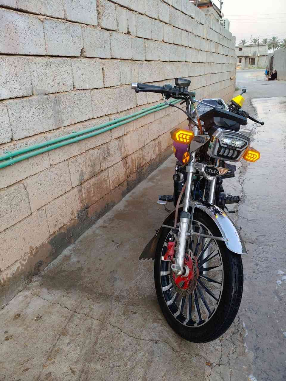 السلام عليكم
دراجه سولنك للبيع موديل 25 الدراجه جديده مكفوله من كلشي السعر خاص مكاني ديالى الخالص سعديه الشط ***********
