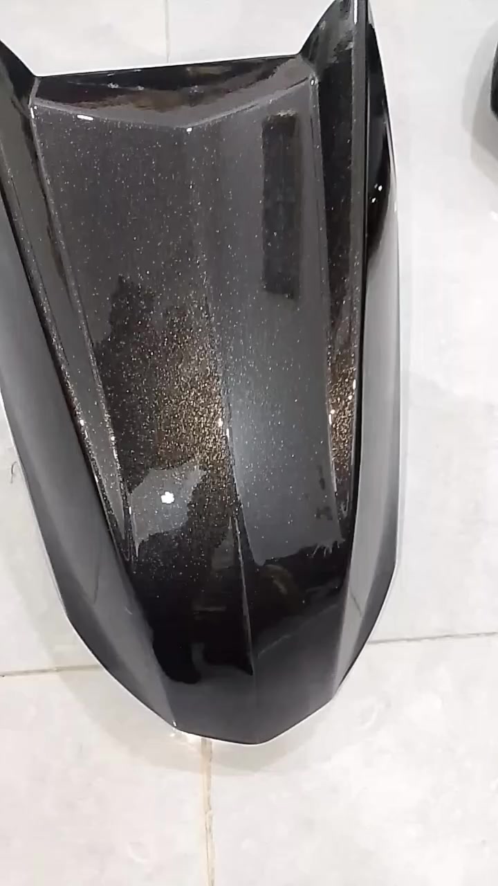 السلام عليكم
صبغ كفرات مال سكنس فحل ليش تبدلهن وتجيب تجاري ابقيهن الك على مالات البلادي بس بلون احلى 
***********/ 770 776 0260
