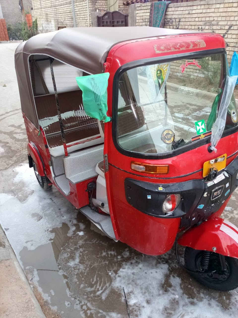 تكتك مديل 19شهر 3ما مضلع مكفوله كفاله عامه بس دوس معمره المكان بغداد الرئاسه شارع عشرين رقم ***********
