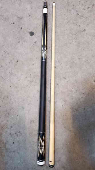 fure
جنطە+جوک+جف
کیوب نضافە 100\100 
*********** اربیل  عند توصیل  کل محافضات عیراق 
سعر 150
