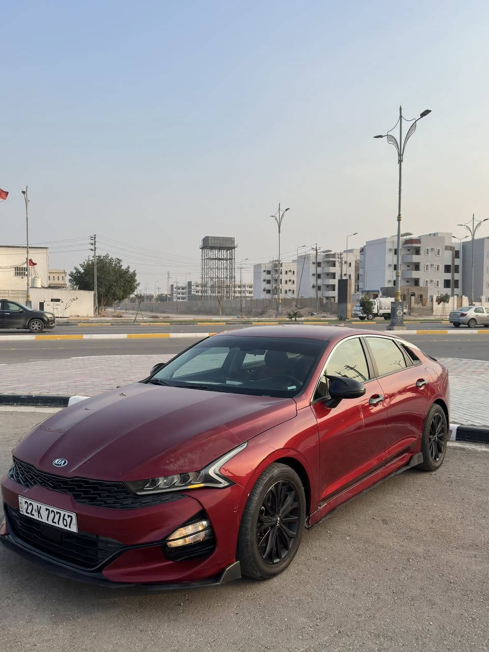 الـسـلام عـلـيـكم
كيا كي فايف // k5
للبيع او مراوس فقط بجينسز 
موديل السيارة :-2021
الفئة:-   LXS
مواصفات السيارة؛-

1-محرك 1.6 توربو 
2-بصمة 
3-رادار امامي
4-رادار خلفي
5-توقف ذاتي عند الرجوع
6-اشارة بالمري (نقطة عمياء)
7-صندوق يفتح عند الوقوف امامة
8-تشغيل عن بعد 
9-سايد بريك دكمة
10-اوتو هولد 
11-تحديد مسار
12-قيادة شبة ذاتية
13-اوامر صوتية 
14-شاشة اصلية كار بلي و اندرويد اوتو 
15-رقم السيارة شبة مميز 
16-كاميرا خلفية وكاميرا قلاب 
17-كروس كونترول (تثبيت سرعة)
18-لد نهاري
19-توقف ذاتي عند الرجوع للخلف
20- تحذير عند فتح الباب
21-اربع انظمة قيادة(NORMAL-SPORT-SMART-COCITM)
22-ترحيب عند الوصول يم الباب
23-تبريد مناخ منفصل
24-السيارة حرفيا كلشي ما ناقصها شغل واطلع
رقم اربيل تريد وكالة تريد تحويل

ممشى في امريكا 46mi
ممشى السيارة الحالي 73mi 

        حادث السيارة جداً بسيط جاملغ جهة السايق مبدل نفس اللون وشبر بالبنيد راجع بارد ومصبوغ على كد الشبر

السيارة عليها تعديلات للجمالية:-
 ويل رياضي ، لحية ، دوسات جانبية ، كفرات مراية باتمان ، سبويلر خلفي ،زعانف خلفية ، انارة داخلية كاملة يتحكم بيها بالمبايل ، كفرات يدة سود ، تغليف بكلايت خلفي ،
———————-
السيارة مال جناي وكلش مداريها وارقى الدهن يندارلها وقبل فترة بدلت دهن كير ما ناقصها اي شي 
———————
السعر 165 ورقة 
——————-
للأستفسار:-
***********
            ***********.
