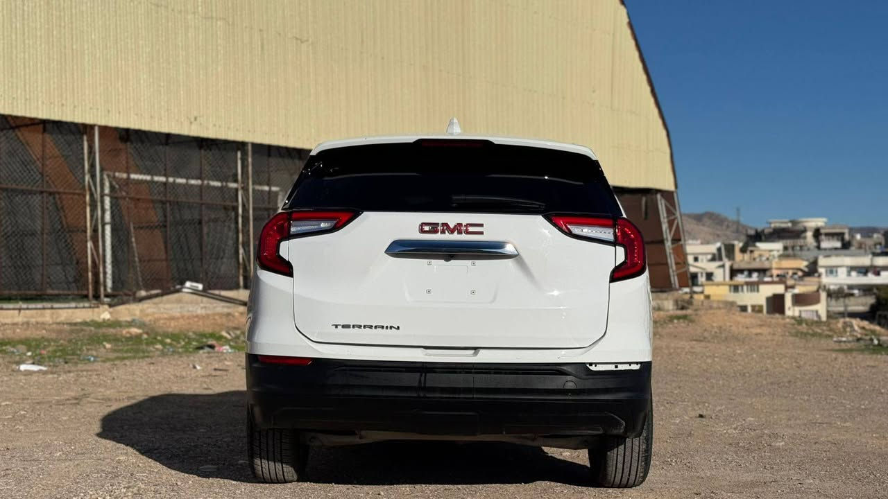 GMC تیران 
مودیل 2024 ــــ 2 پارچە سبوغ 2 شوئن PDR هەیە ـــــــ داخلی شرت فحم شرت ئرباگ بس دکمە سیستەم ـــ ماصفات SLE ژمارە کاتی 
سعر 165 مجال ــــ موبایل *********** اكر, نينوى
