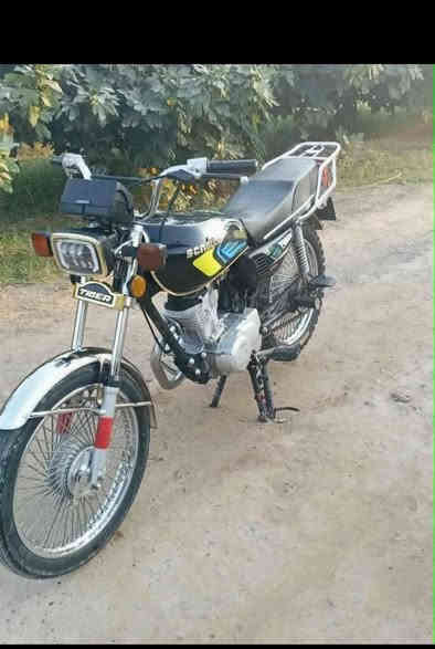 سلام عليكم تايكر البيع موديل ٢١ وراق كاملة سعر ٤٢٥ وبيه مجال محرك  مامفتوح شري***********
