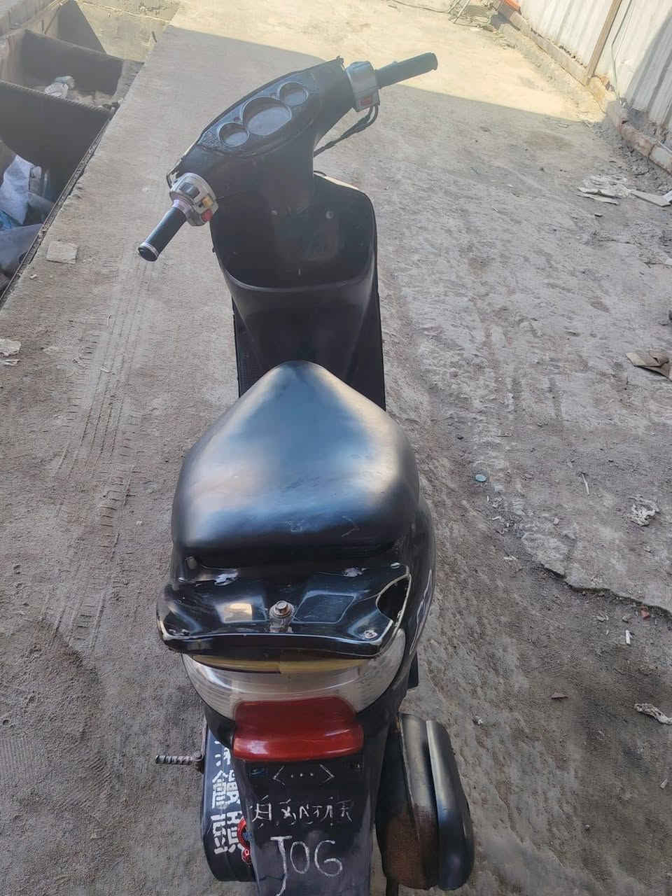 السلام عليكم دراجه عصفوره حلوه رياضي مفتوحه مره واحده سعر 225 بها مجال الطيبين رقم الهاتف 
*********** مكان بصره قضاء المدينه
