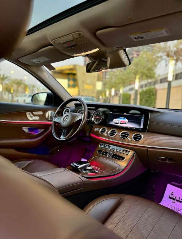 شكل الاس MERCEDAS BENZ E300
2018 
فول موصفات ماشيه 70  الف حقيقي 
لون اسود 
1. بانوراما 
2. بصمه تشغيل و أبواب 
3. شاشه  حجم الكبير 
4. لايت عدسات مع الاستيران يفتر 
5.دبل ماوس 
6. رادارات امامي خلفي جوانب 
7. حساسات 360 درجه 
8. صندوق كهرباء 
9. اتو هولد  
10. سماعات بومستر 
11. كشنات جلد 
12. كشنات حضن + تدفئه 
13. لد داخلي 64 لون
14. داخل لون عسلي اصلي 
15. رقم بغداد 
16. مكان السياره بغداد اليرموك 
17. السياره بيه فقط كلير جاملغ خلفي اخت الكلين 
السعر 32,000 الف دولار
 مكلف بالنشر الاتصال فقط على 

0773 670 7037 بغداد, العراق
