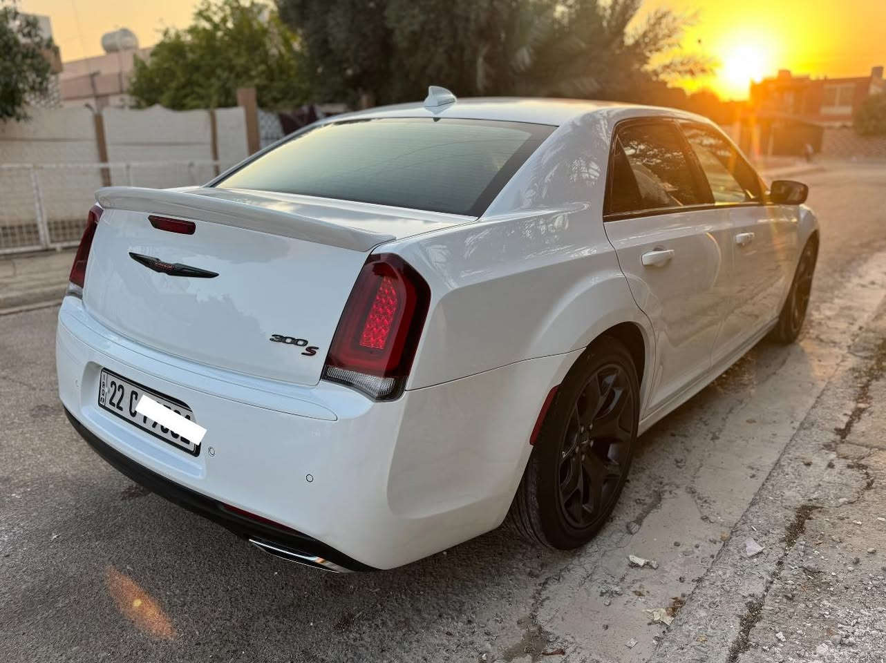 اوباما 2021 s300
كلين تايتل
وارد كندي وكالة هارلم 
اعلى مواصفات 
داخل احمر 
بردة خلفية 
كشنات خزن ميموري
كشنات تدفئة تبريد 
ستيرن تدفئة 
رادار امامي خلفي جانبي 
دعامية دبل لحية 

السعر 355$

مكان السيارة كركوك 
***********
