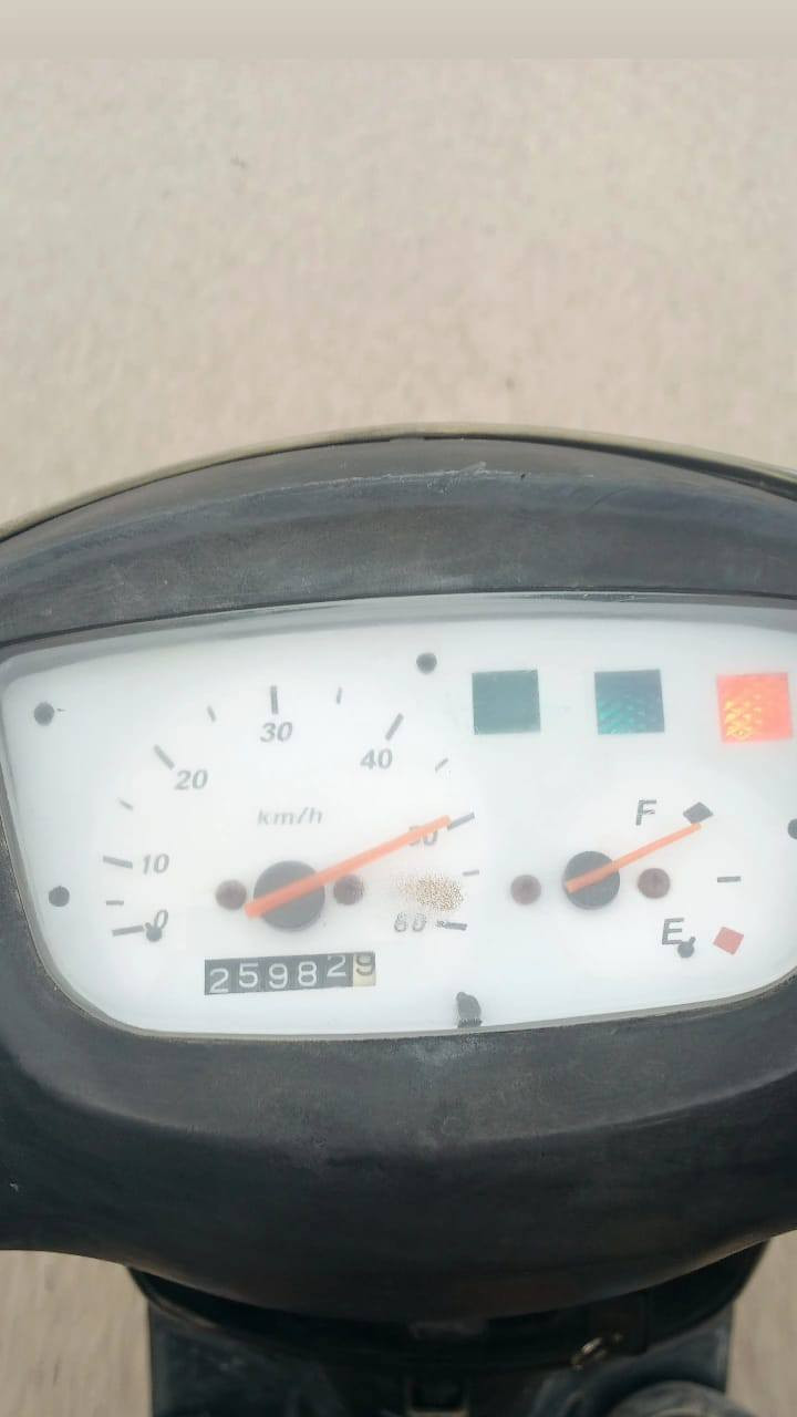 سلام عليكم دراجه ياماها زنبور نضيفه حيل كلشي بيهه شغال ومحرك شرط نشاط فول سعر 170 وبيهه مجال قليل ويرهم مراوس بكير *********** مكان تكريت
