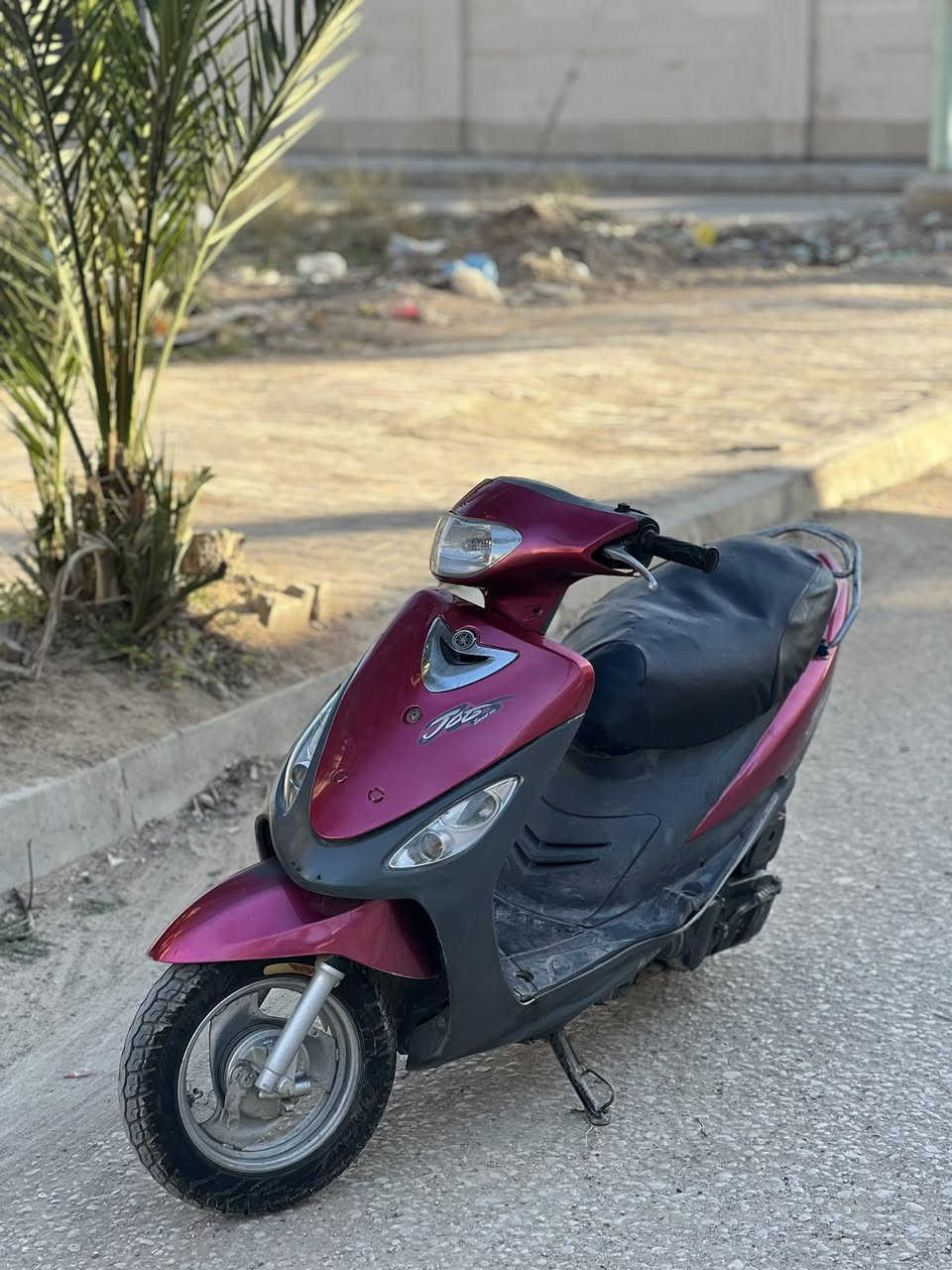 ماكس منغولي بلاديه بوشه 49مامفتوحه دراجه كامله كهربائيات كله شغال مكينه خرسه نقص بريك امامي واير واير عداد وقبق بانزين فقط السعر 600 وبيها مجال بسيط  ***********
