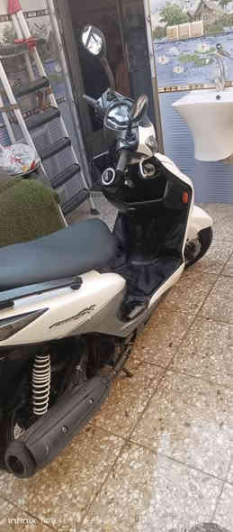 سكنس لد 
كلشي كامل بيهة نكرة بكل وكت 
للبيع السعر ١.٢٠٠.٠٠٠ مليون وميتين  وبيها مجال تجي تكلب وتشوف بيهة شوية نواقص بيتنه بالشعب وشغلي بالكرادة اروح واجي بيهة هذا رقمي 
الشراي يخابر  ويدلل 
***********
