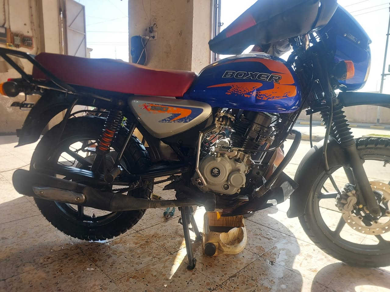 السلام عليكم ورحمة الله وبركاته
بوكسر مديل2023 
اوراق باسمي 
نضافه 100 %
مكان  ميسان العماره 
للاستفسار الاتصال على الرقم 
***********
